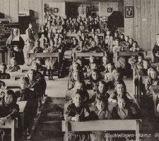 De school in het vluchtoord, onder leiding van nonnen, 1916
